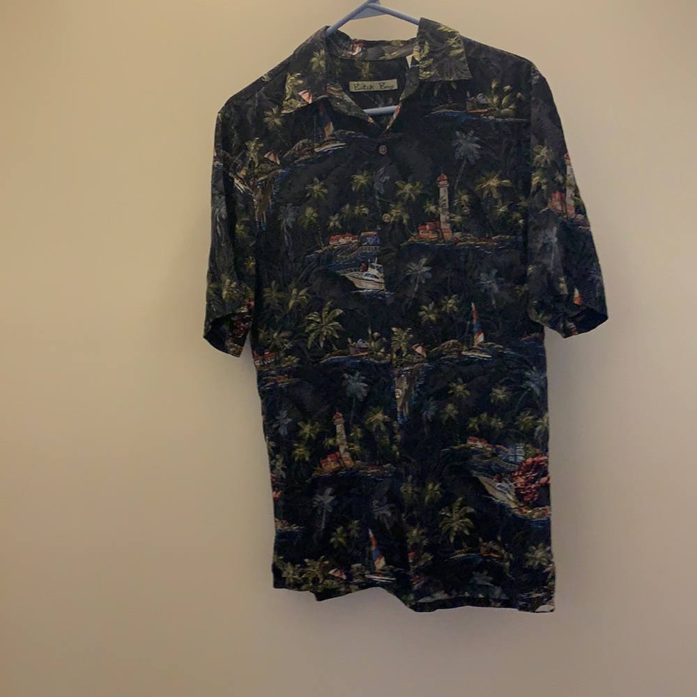 Men’s Short Sleeve Button-Down